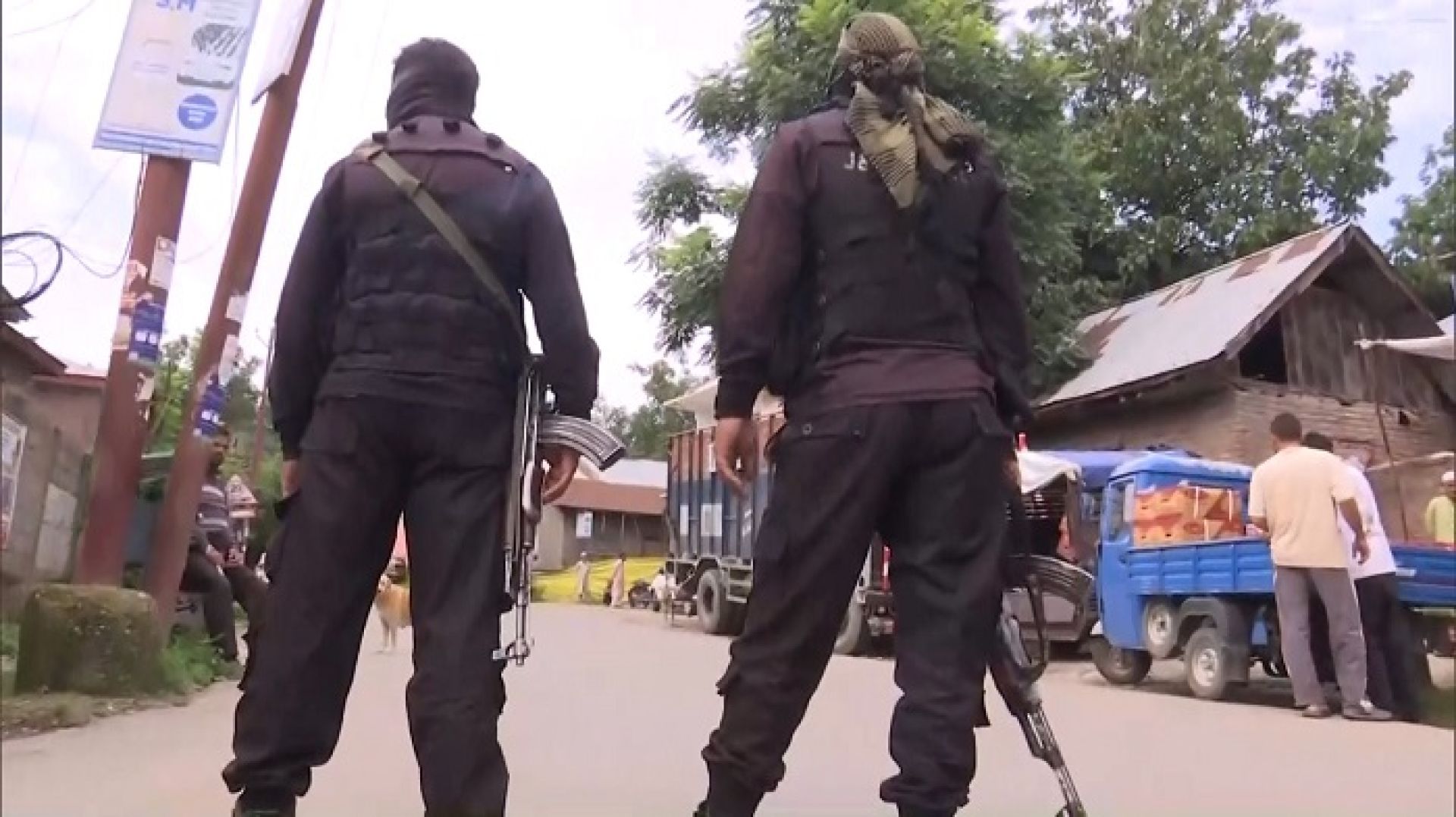 कश्मीरमा भारतीय सुरक्षा बल र आतंककारीबीच मुठभेड